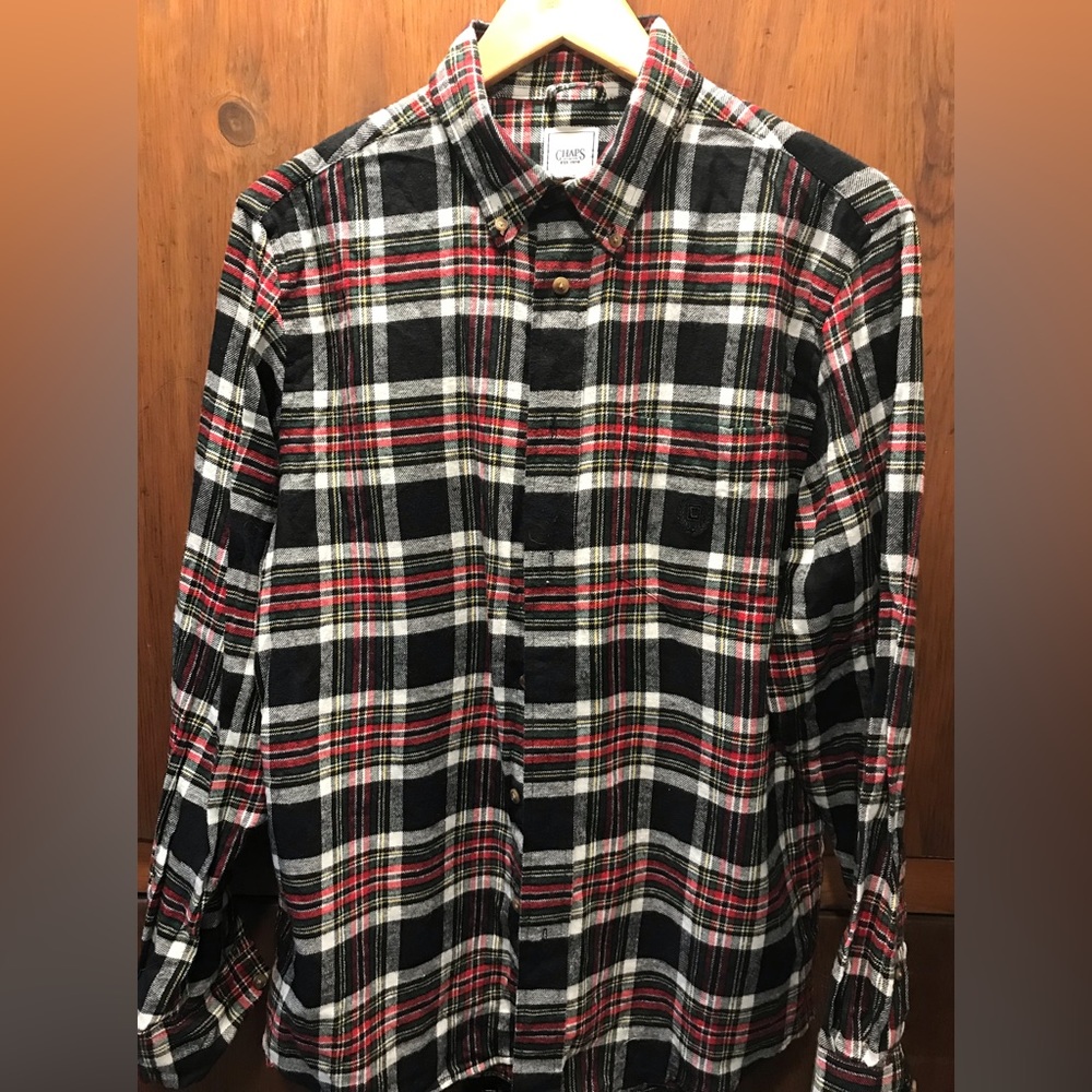 NEW ! Chaps Plaid Flannel Men’s Shirt - Size Medium